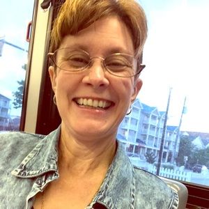 Meet your Posher, Jamee